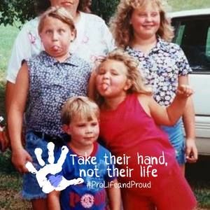 Meet your Posher, Ramona